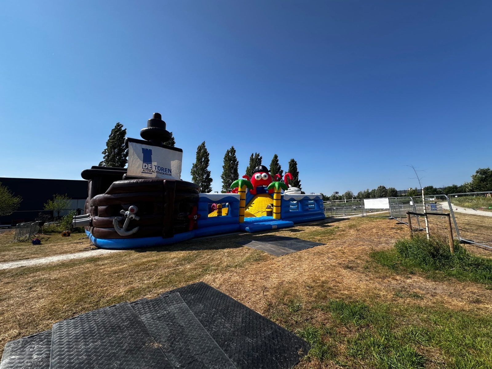 MEGA-springkussen